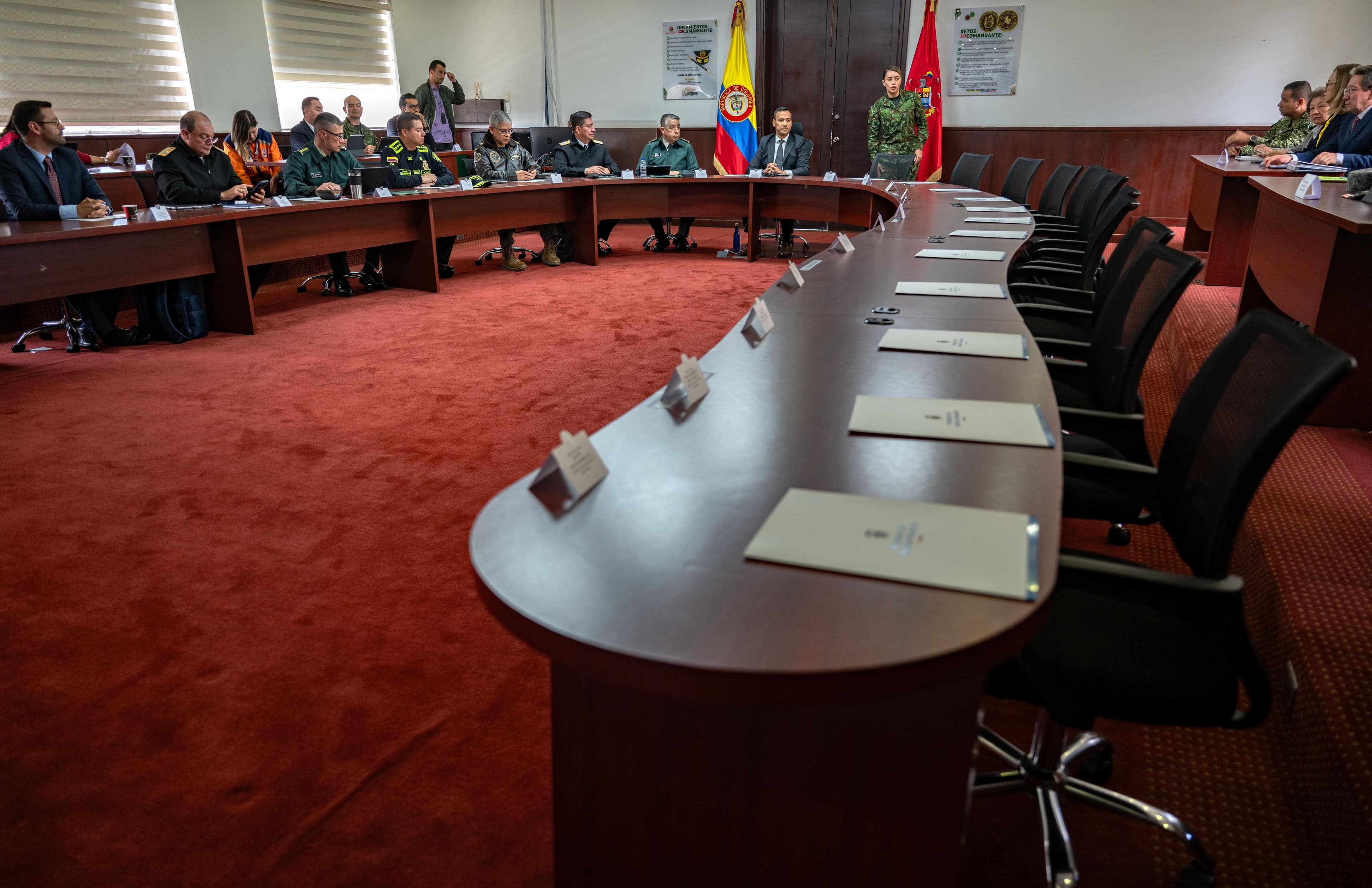 Las controversias políticas pueden esperar. La capacidad antidrones de Colombia no.